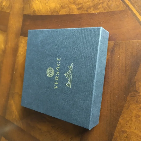 Versace Black and Gold Medusa Plate - Picture 2 of 5